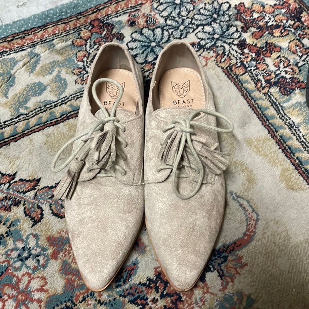 Laceup Oxfords